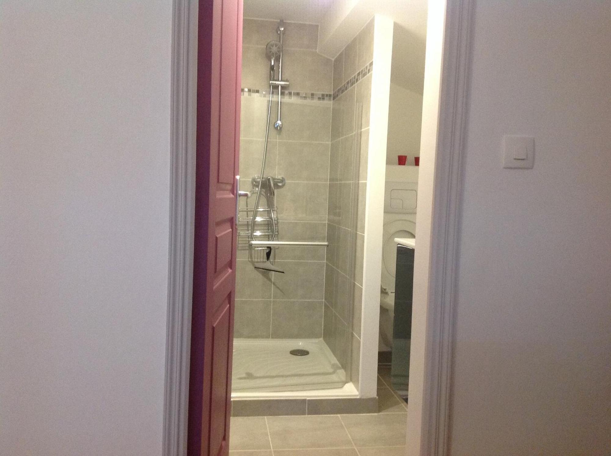 Au Mas Des Graviers Bed and Breakfast Salavas Εξωτερικό φωτογραφία